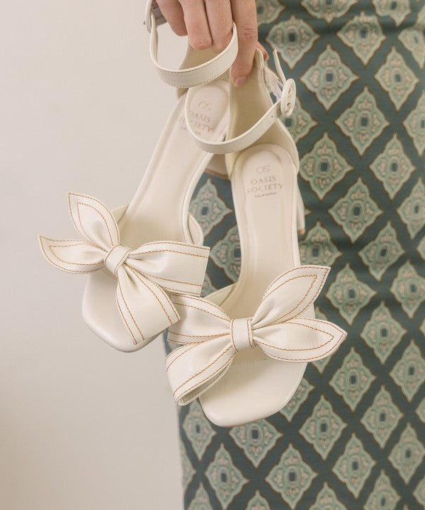 Sweet Bow Low Heeled Sandal