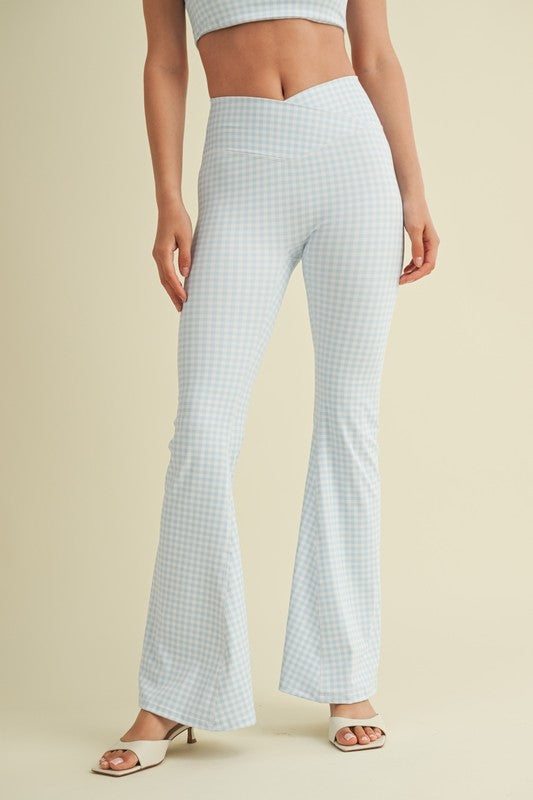 Gingham Soft Sculpt V-Waist Flare Pants