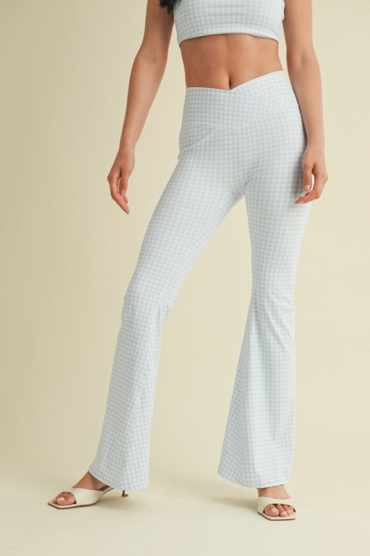 Gingham Soft Sculpt V-Waist Flare Pants