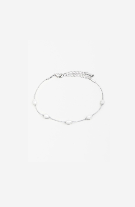 Whispered Intentions Pearl Bracelet